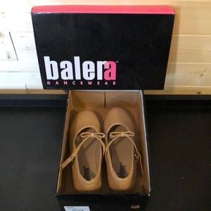 ! Balera Mary Jane Tap Shoes Size 5.5